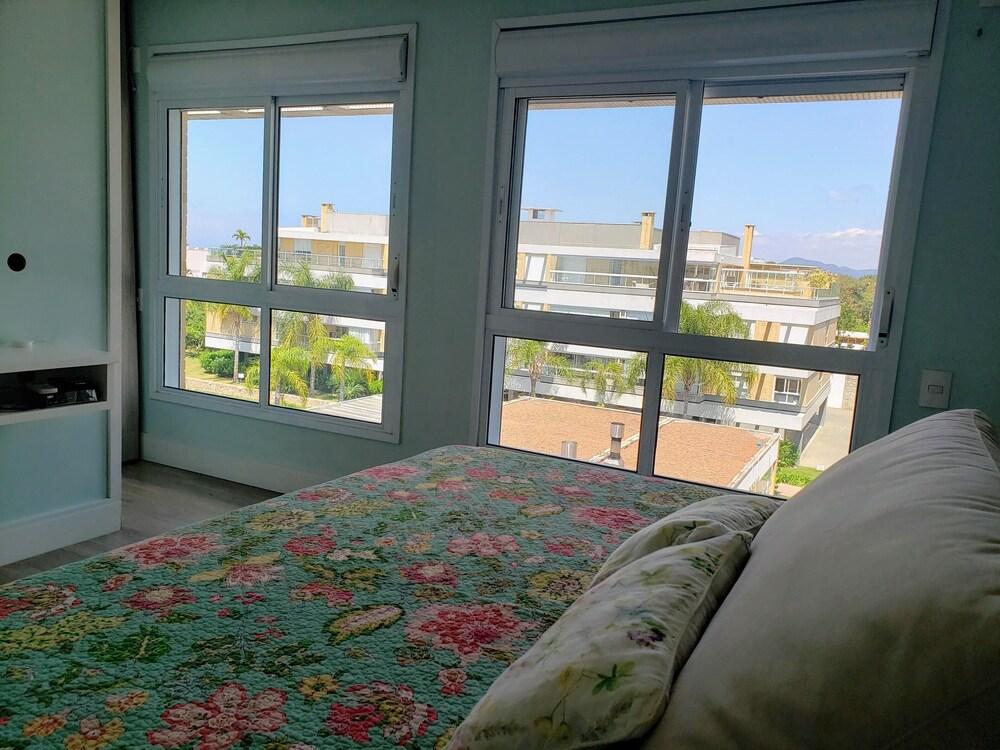 Cobertura Essence à beira-mar