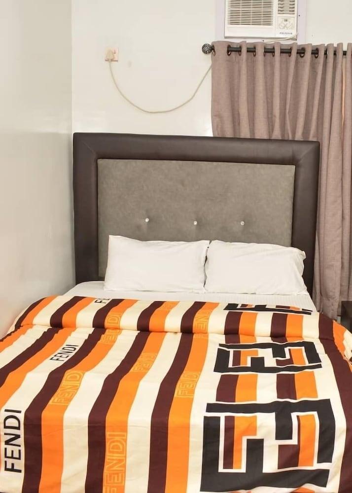 Rush by 0degree hotel & apartments