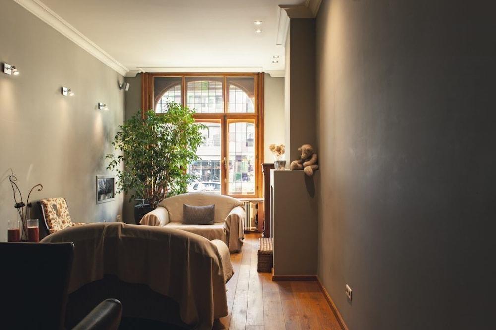 La Passion Interdite