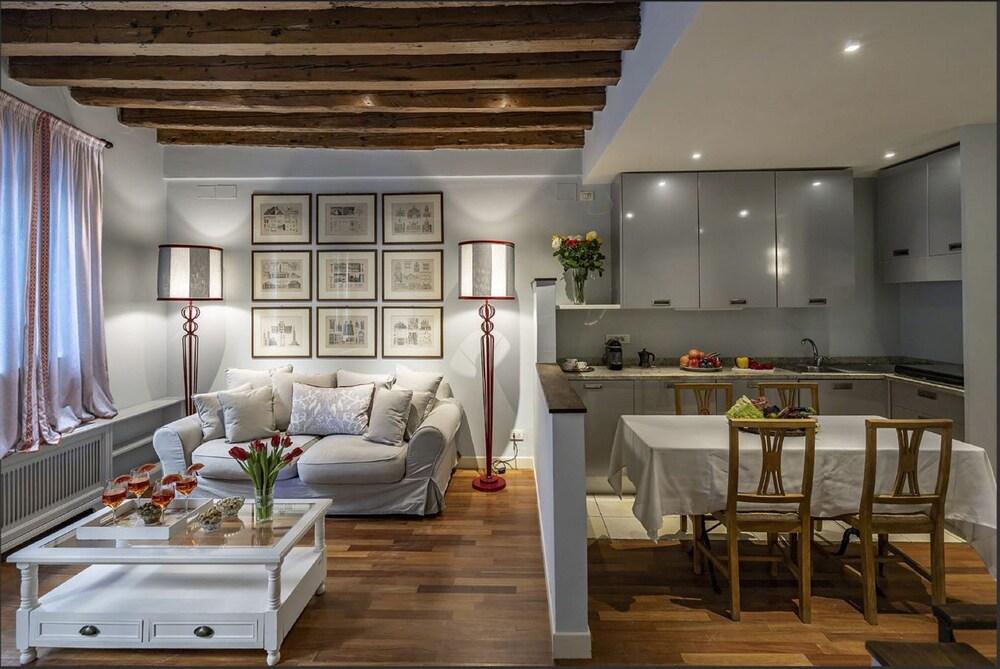 Ca' Belle Arti in Dorsoduro