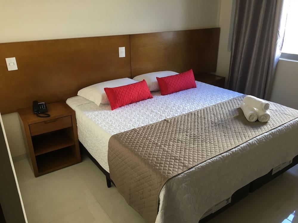 Campos Altos Palace Hotel