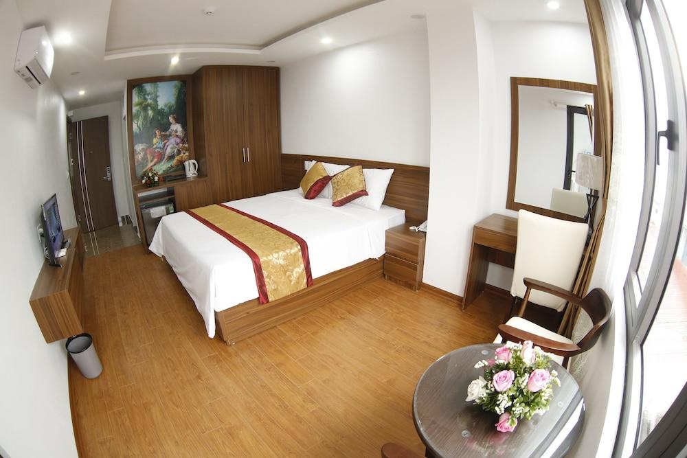 Bao Ngoc Diamond Hotel