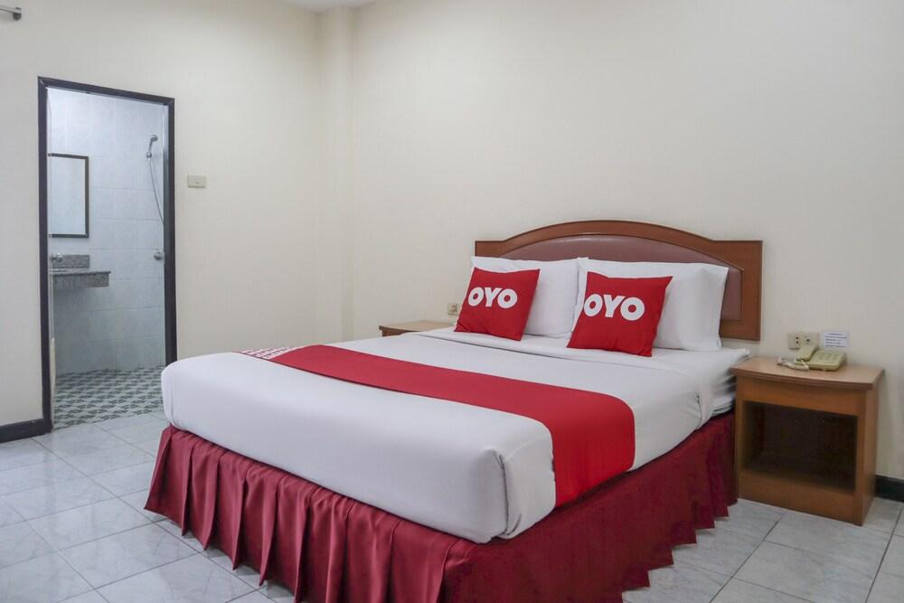 OYO 747 Suwanna Hotel