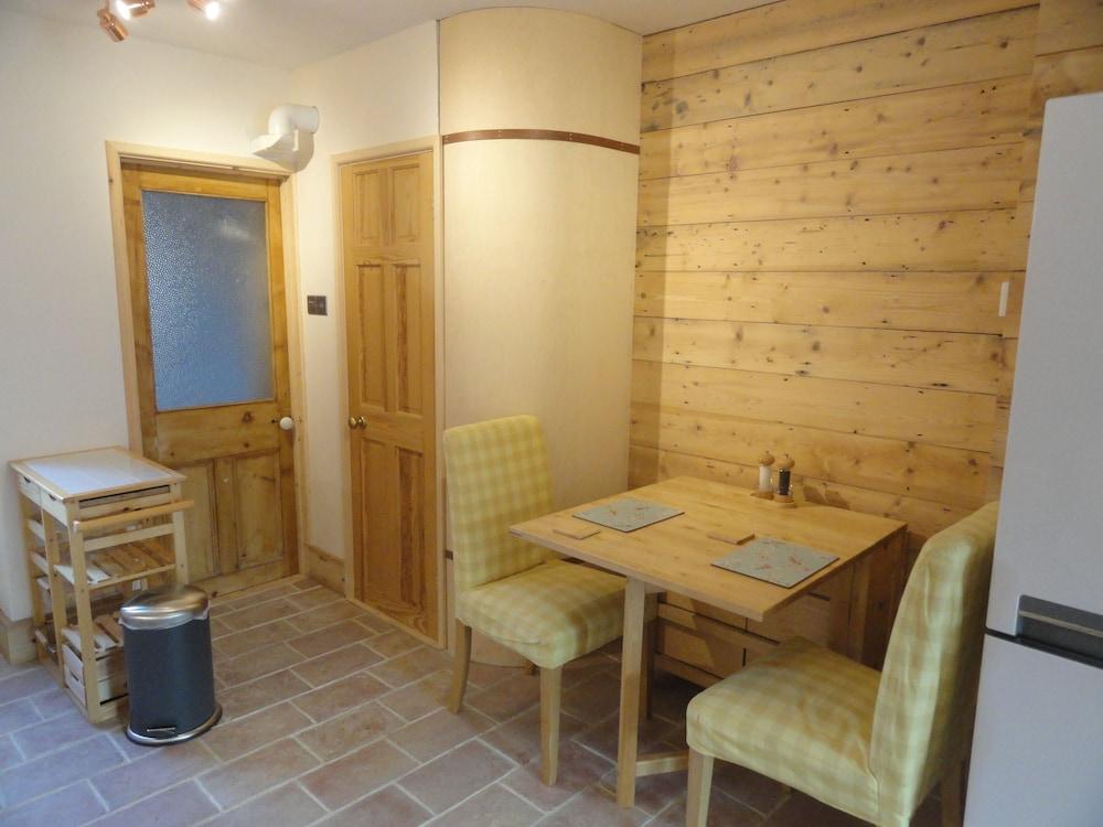 The Little Luckwell Apartment