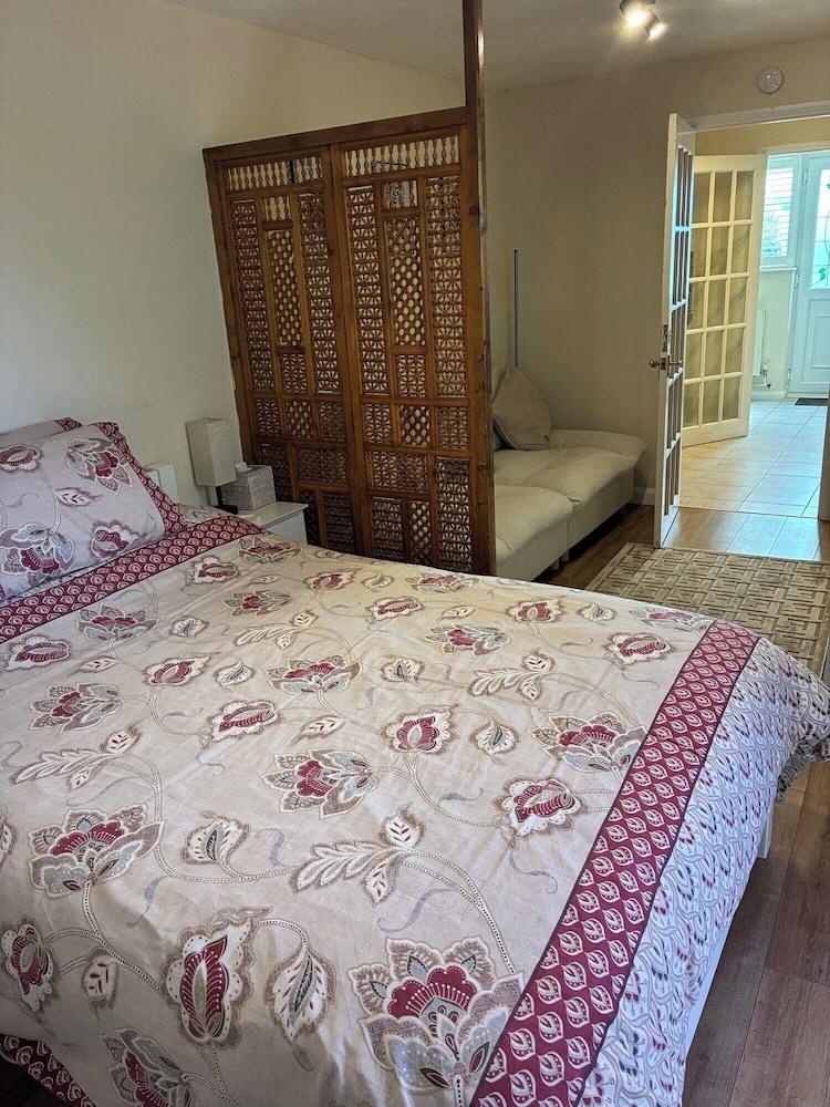 Relaxing Studio - Sauna - Luxe Bed - Pet-friendly