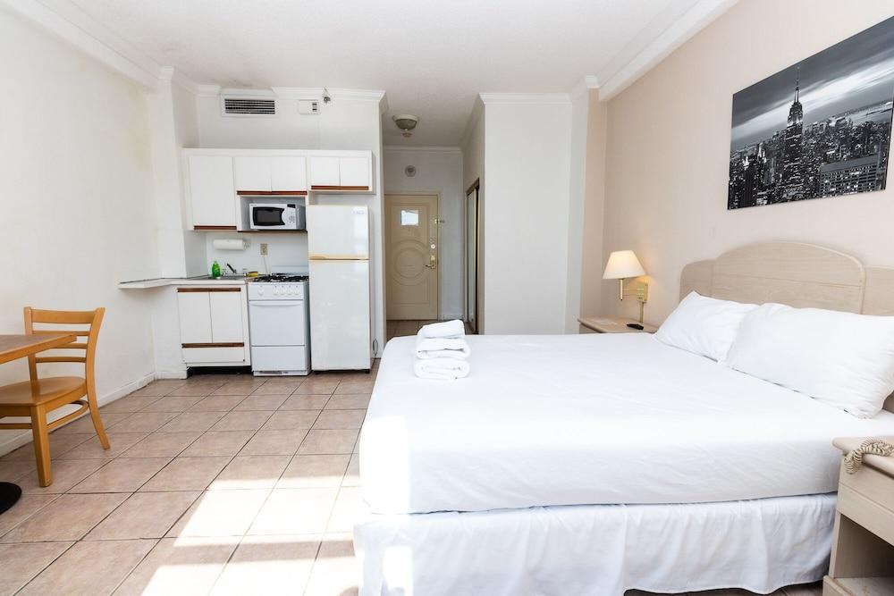 770 Ocean View Hollywood