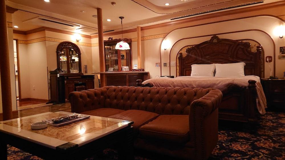 Hotel Zips - Adults Only