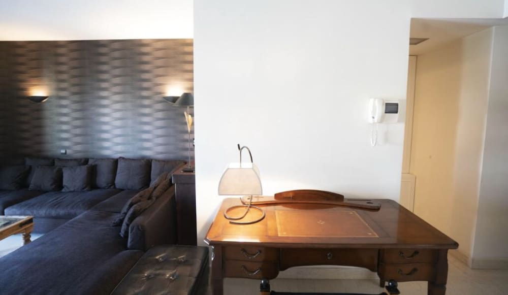 Marousi Luxury Apartment