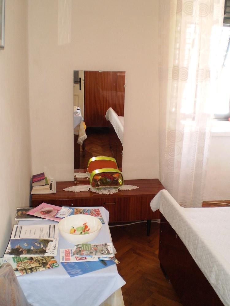 Dubrovnik Old Port Accommodation