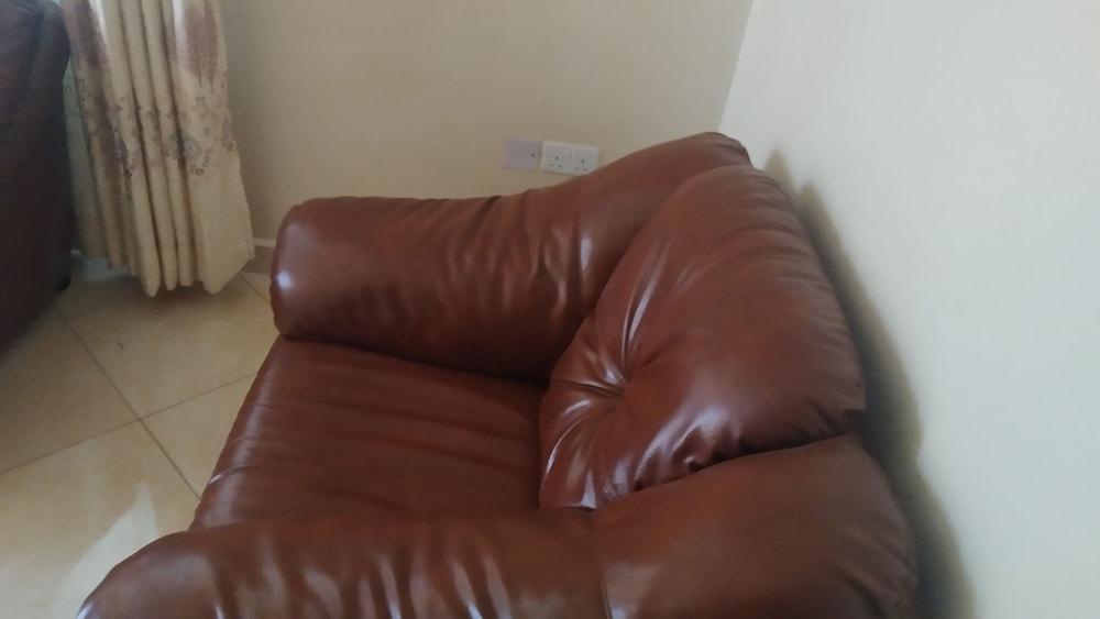 Golden Apartments Bukoto