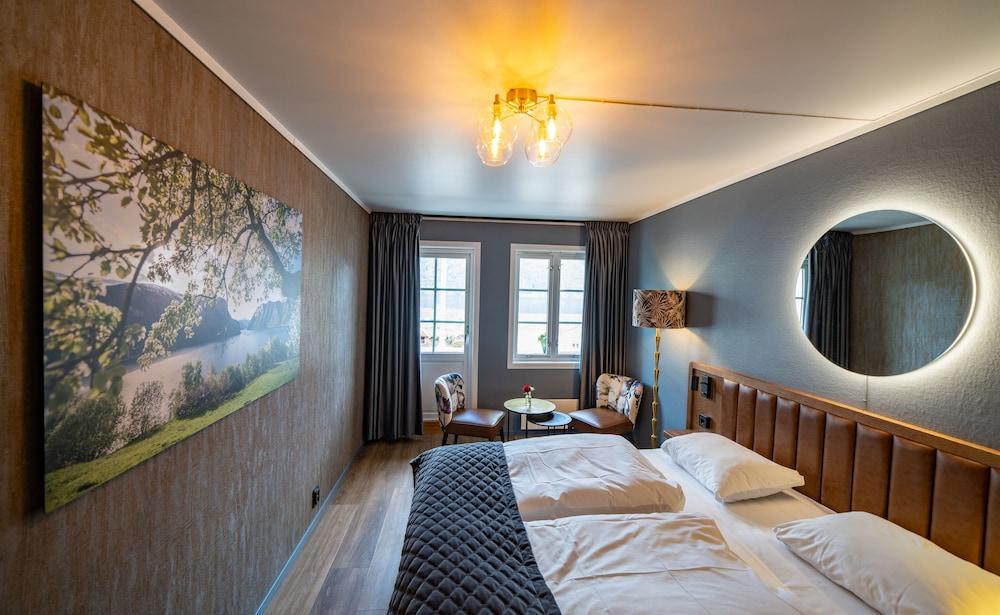 Hotel Aurlandsfjord