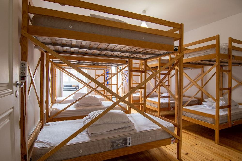 Rock n Porto Hostel
