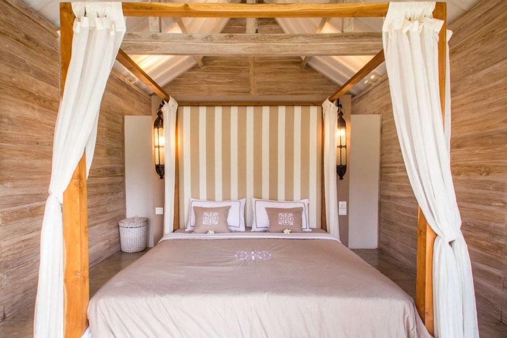 Beautiful Villa With Private Pool, Bali Villa 2072