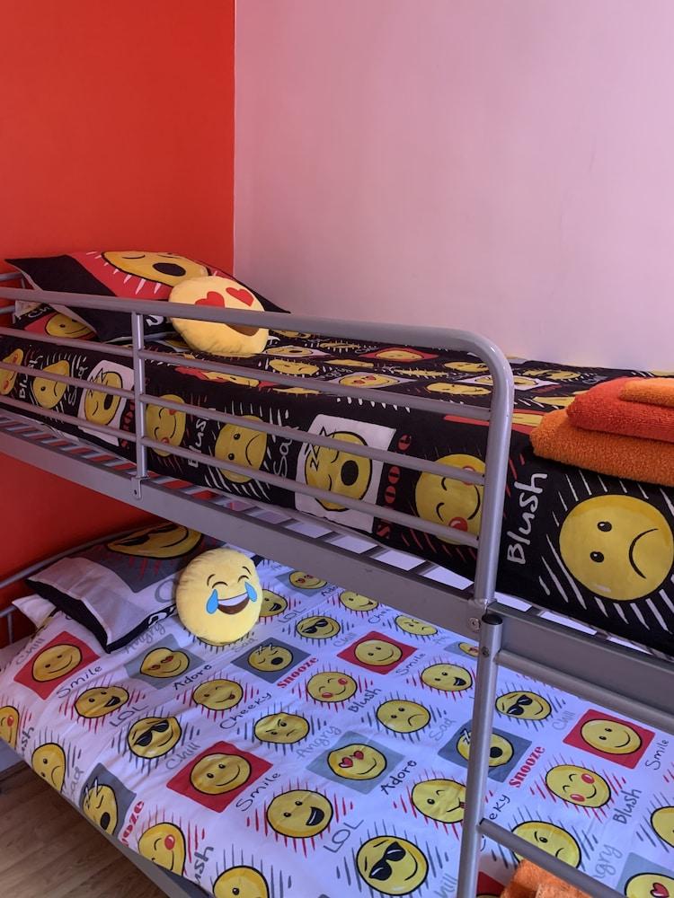 BedrockLodge Buisness Centre HolidayLets