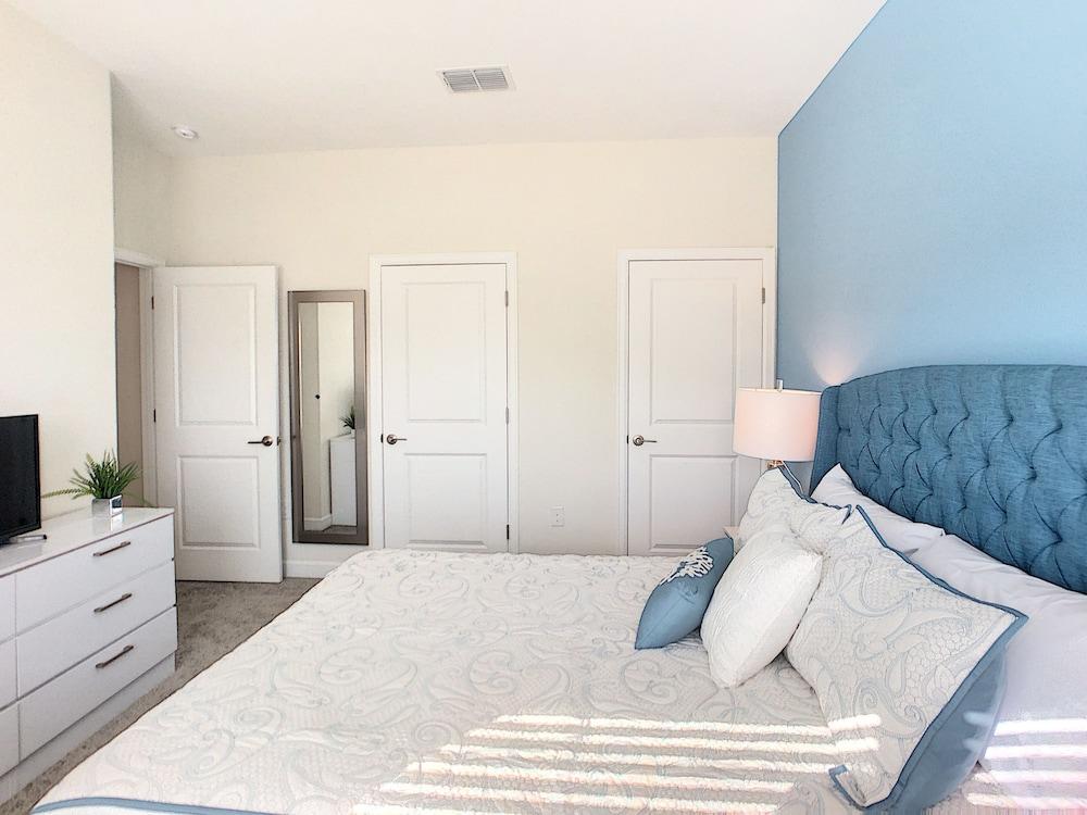 Ocean Breeze by Florida Spirit