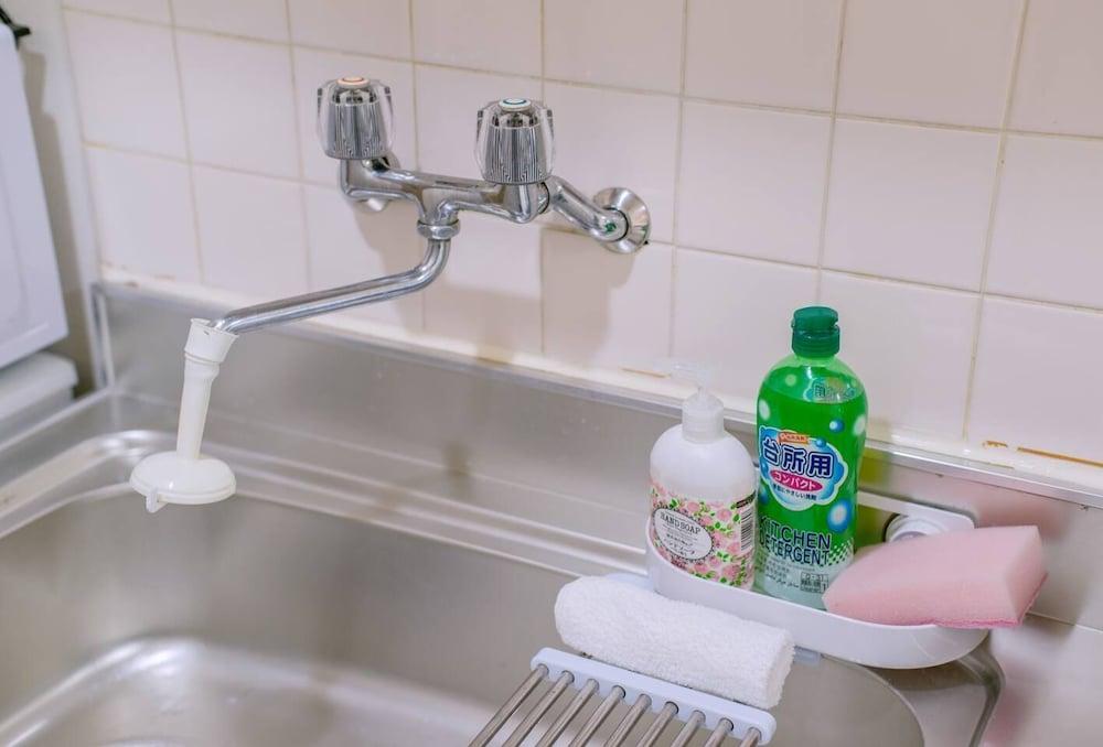 Hostel 758 Nagoya 1P