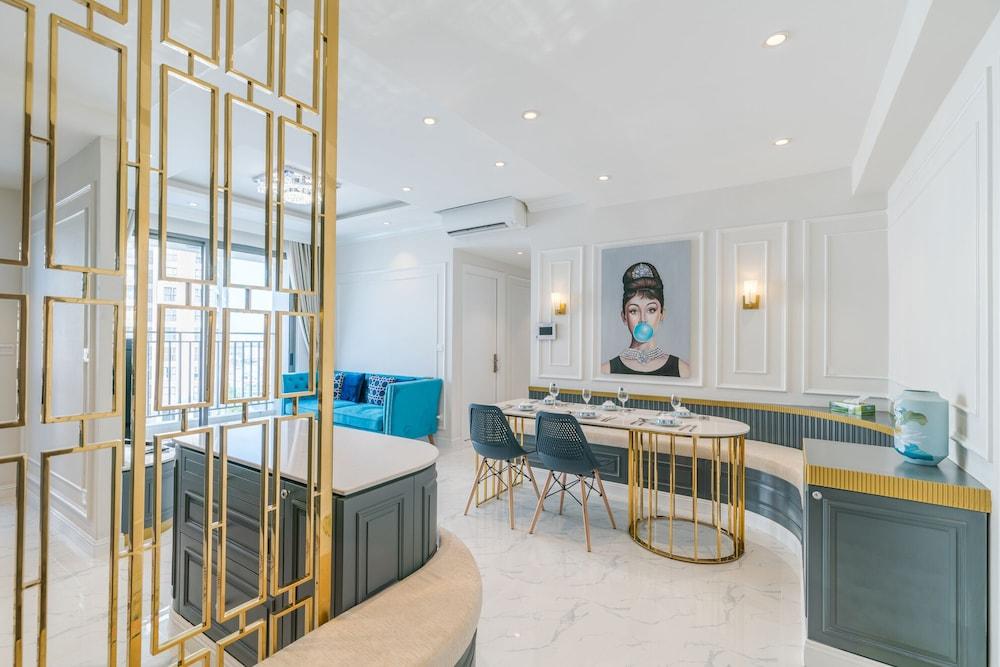 Donastay Rivergate HCM