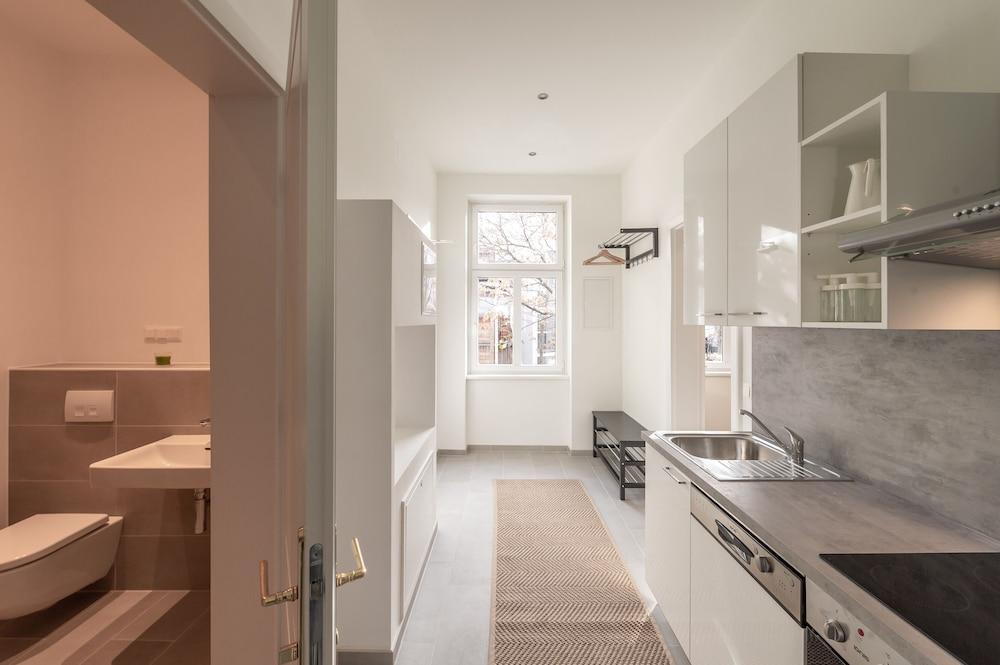 Wallenstein Apartments