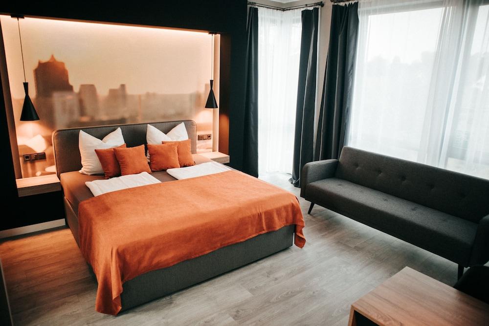 JustStay Grevenbroich Hotel & Apartments