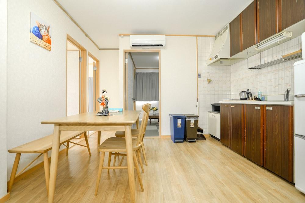 Nipponbashi Super House