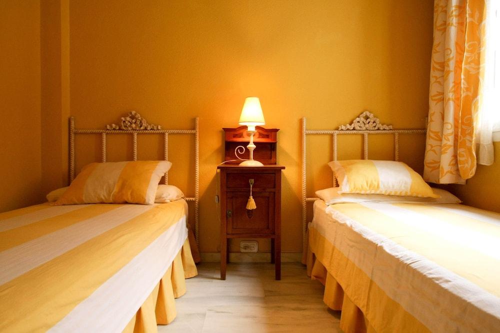 Suitur beachfront duplex with pool and sea views