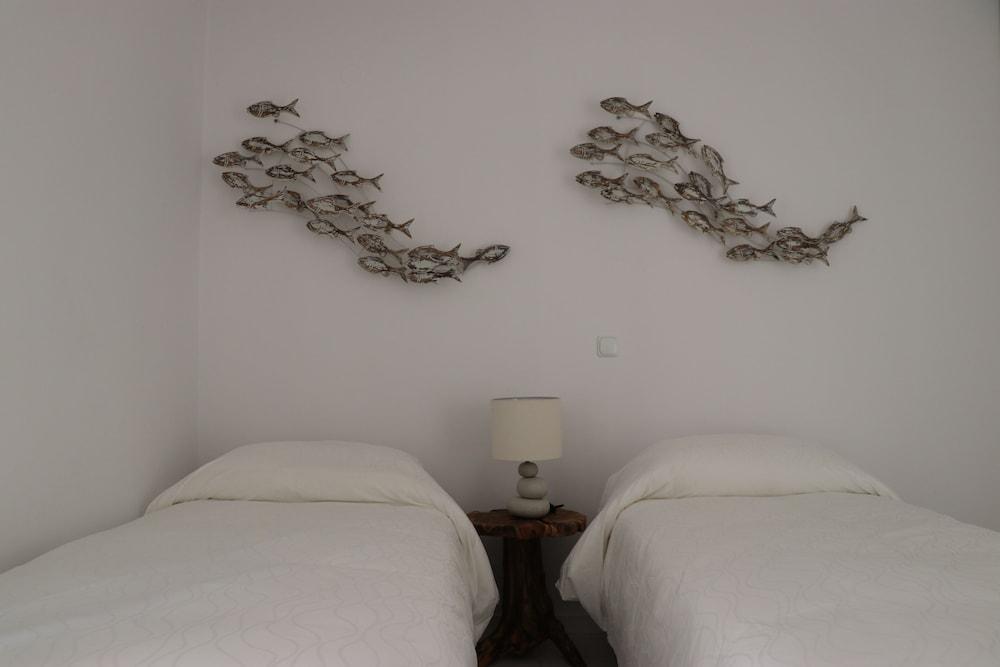 Grand Bleu Apartments & Villas