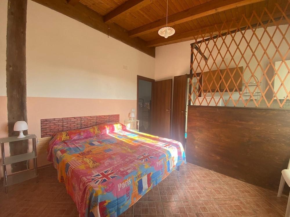 Room-michelangelo House, Bilo