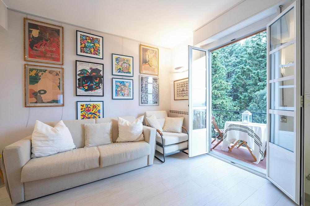 Maremonti 400mt From Sea