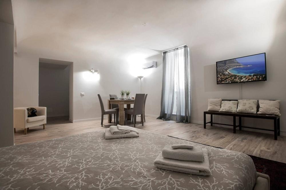 Real Umberto I° Suite - Kalsa