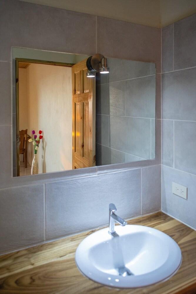 Doctor Surf Guesthouse