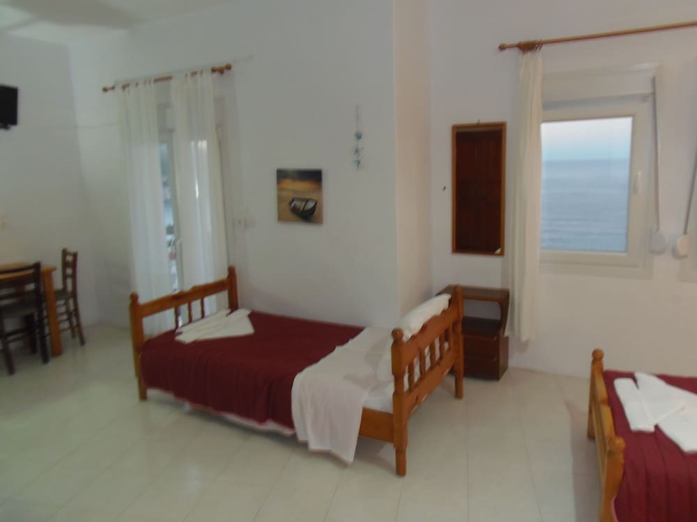 Studios Milos Skopelos