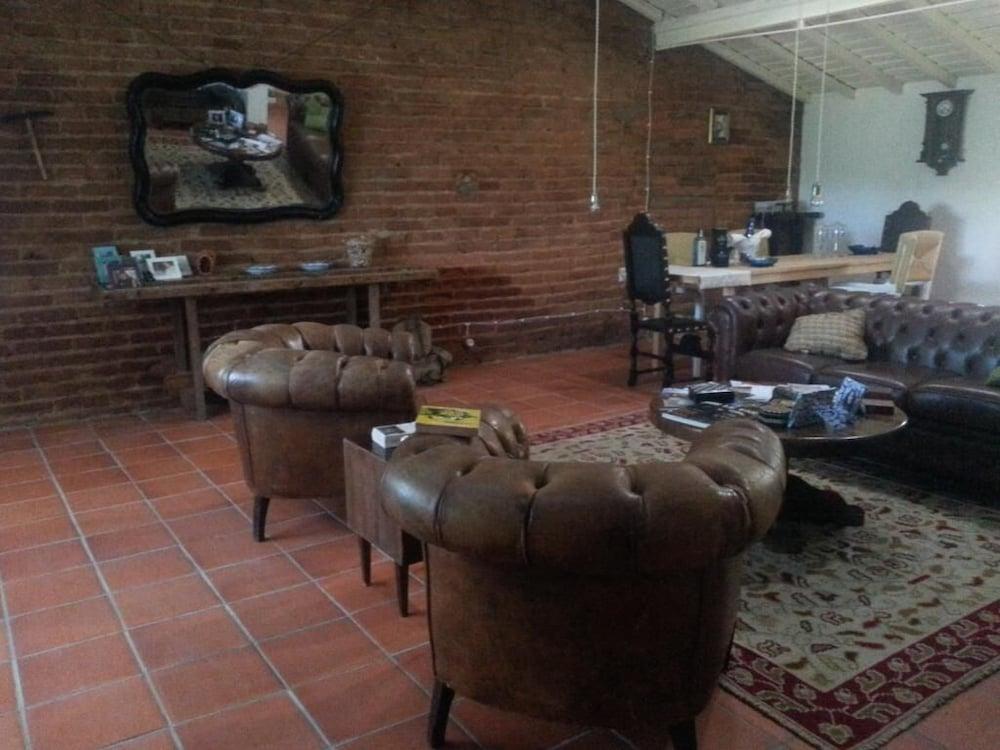 Monte das Aranhas Wine Luxury