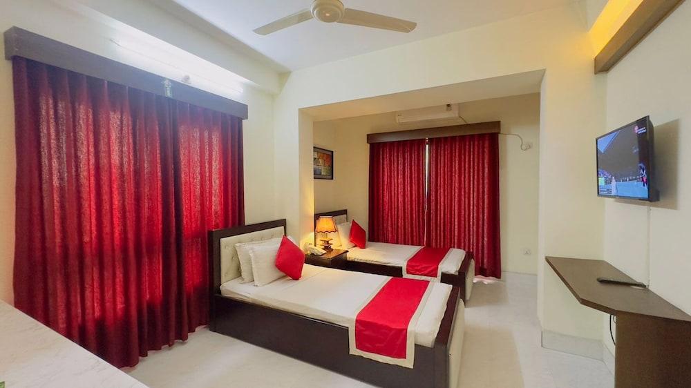 Hotel Grand Circle Inn