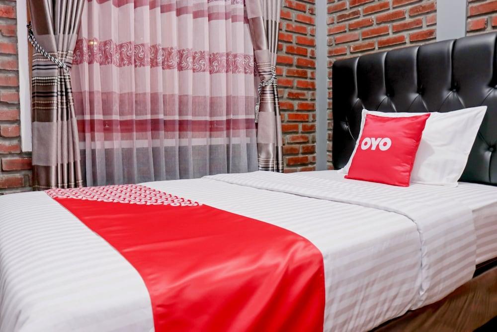 OYO 2868 Mustika Villa