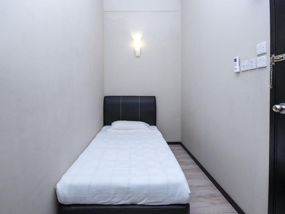 Hotel O Lm Residence