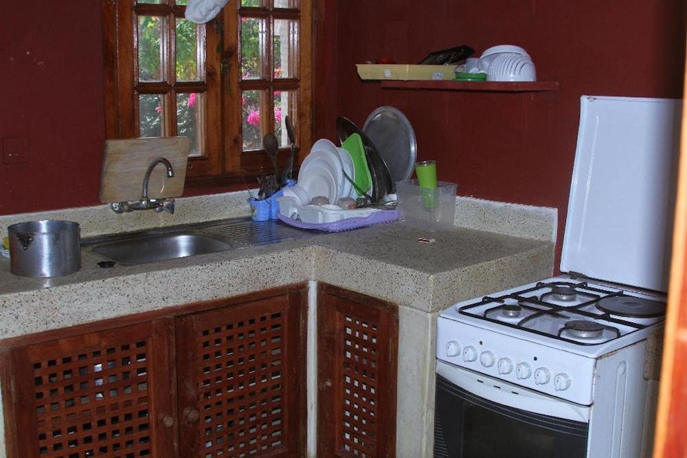 Lighthomez Villa Resort