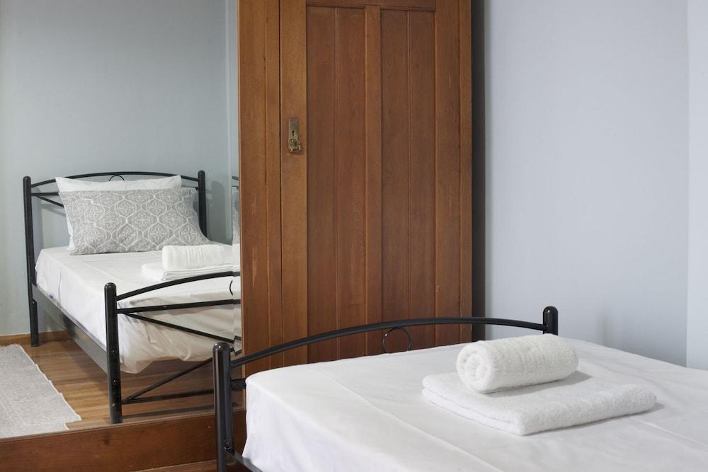 Three Bedroom Apartment at Athens