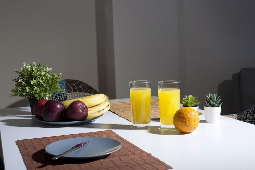 Pop art apartment at Koukaki