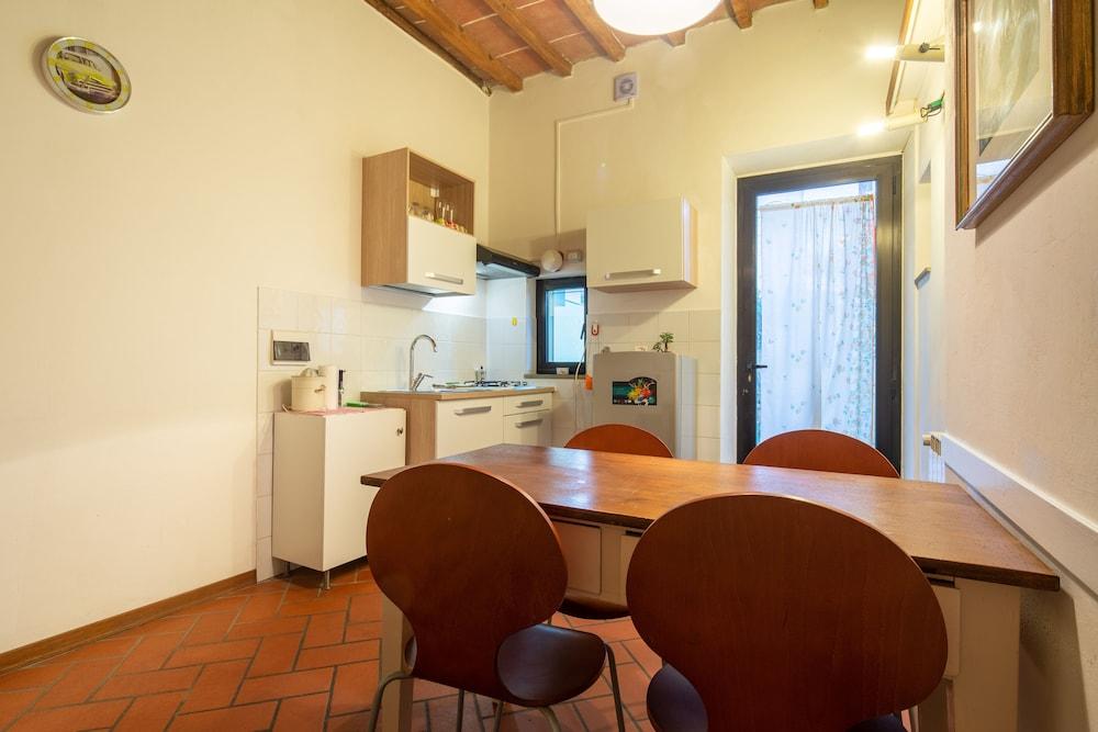 Paradiso 28 by Mmega