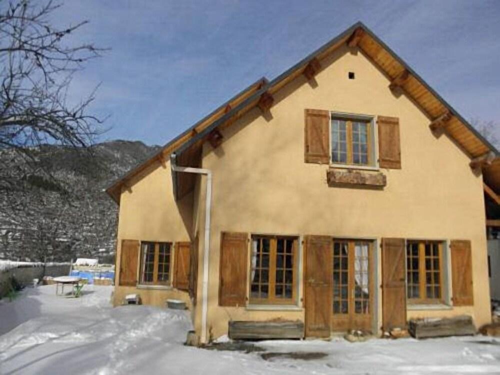 Ferme Auberge Le Cochon du Madres