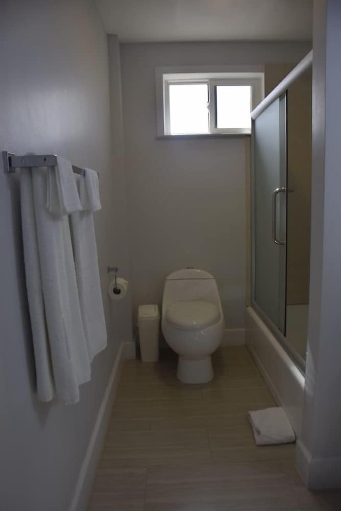 Sunset Marina Suites 2 & 3 Bedrooms