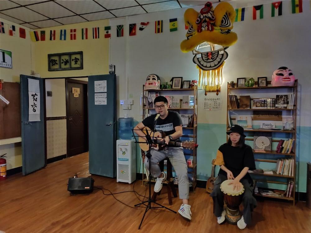 Foshan school age Youth Hostel