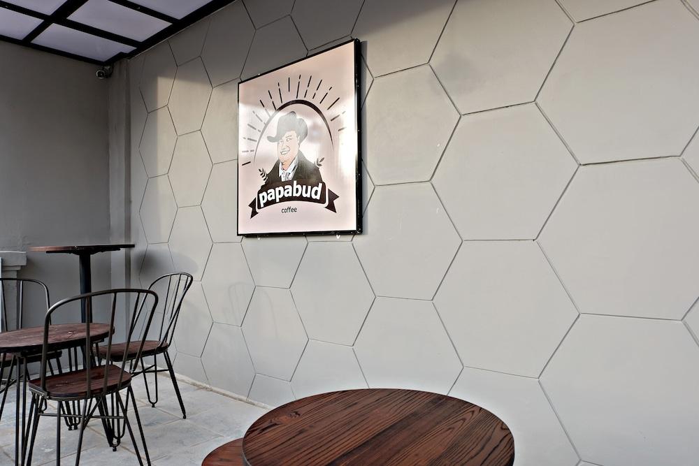 Super OYO 2756 Anata