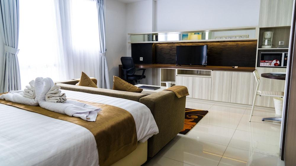 Azalea Suites Cikarang by Jayakarta Grup