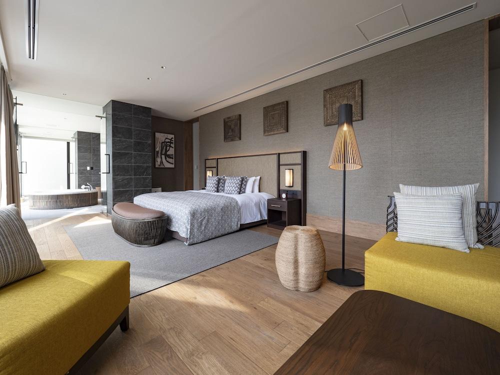 UMITO OKINAWA ONNASON