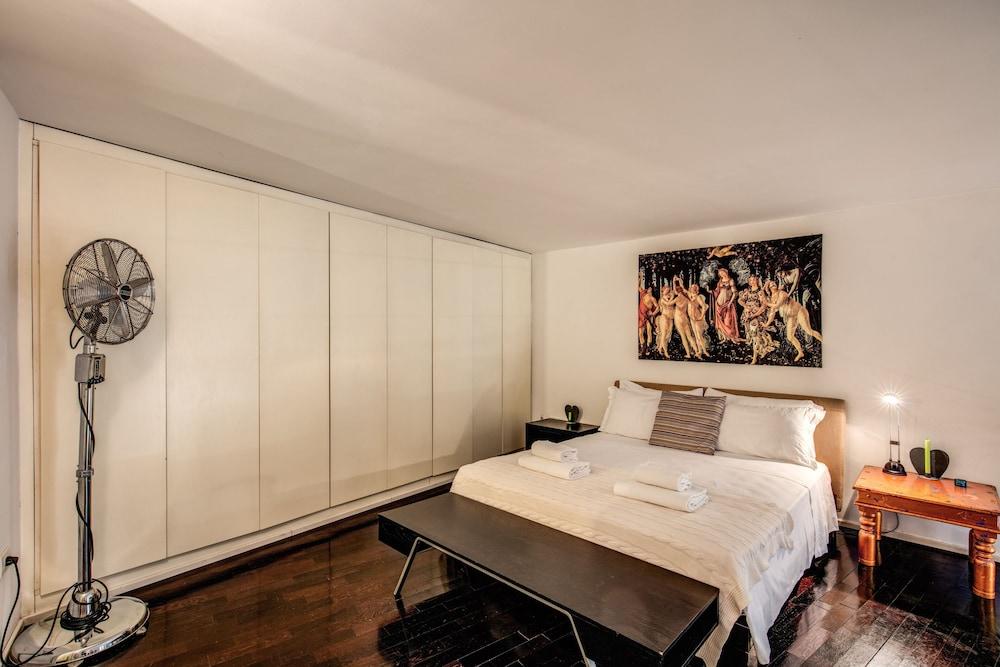 Orso apt in Piazza Navona