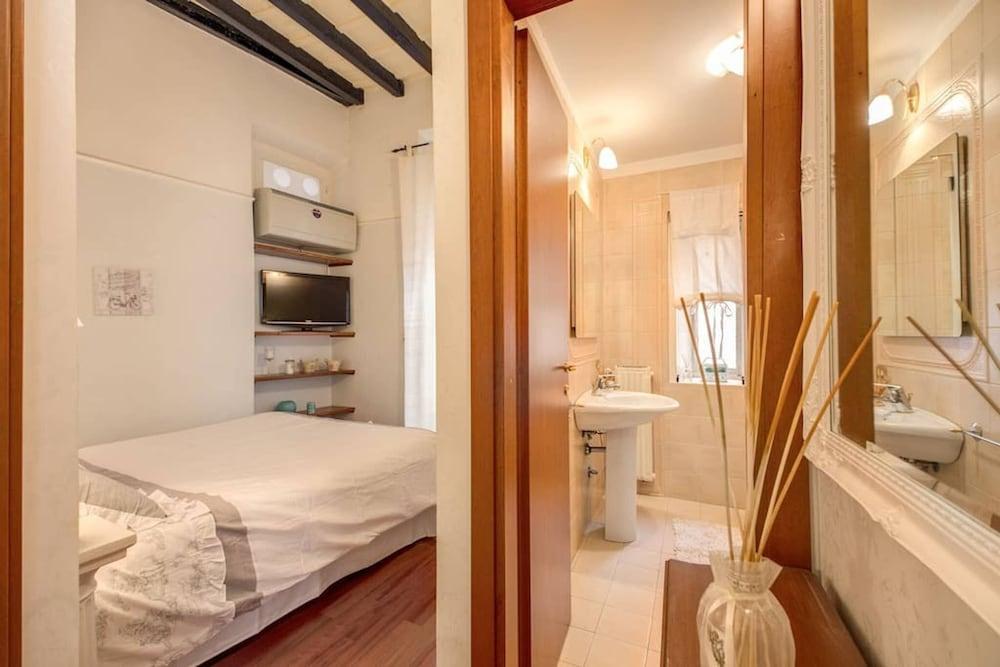 Trevis Lucky Treasure