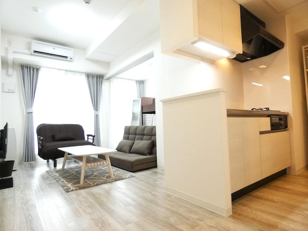 Alpha Square Minami 6 jo 412