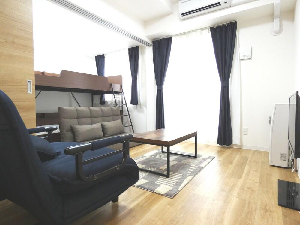 Alpha Square Minami 6 jo 503