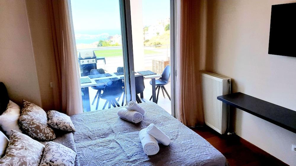 Luxurious Brand New Flat Sea View